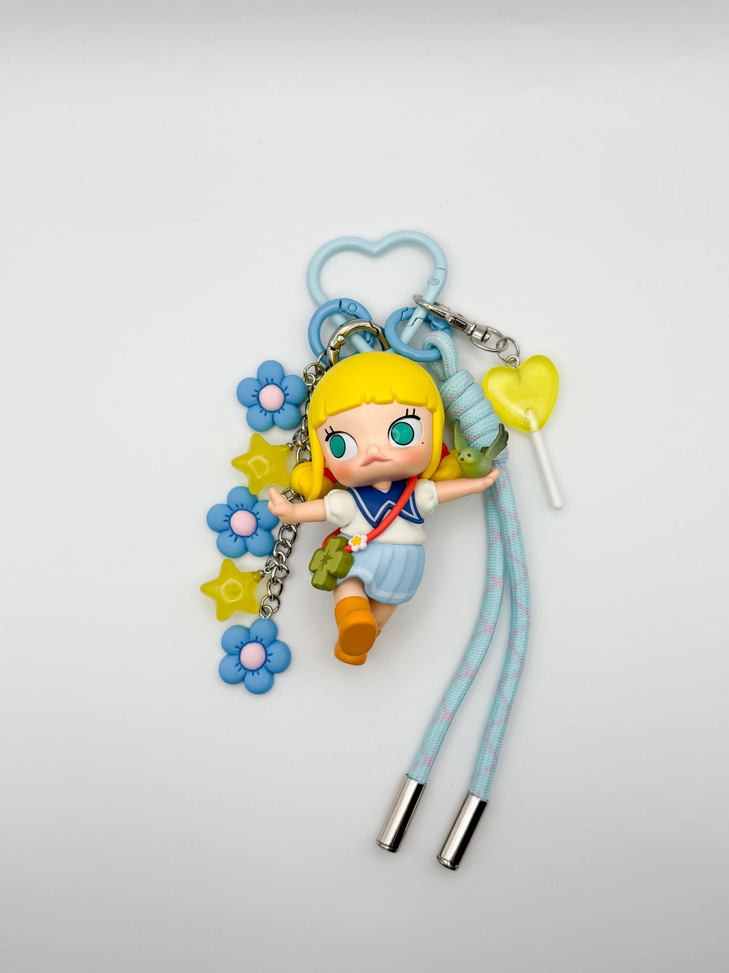 Hand in Hand - Piloting the Way